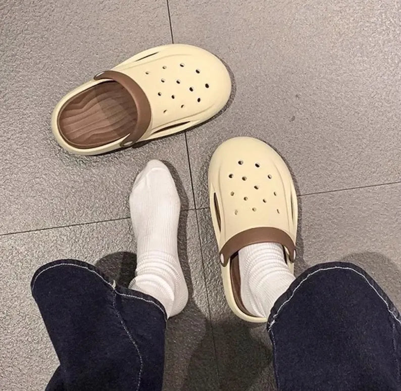 Women’s Outdoor Clogs