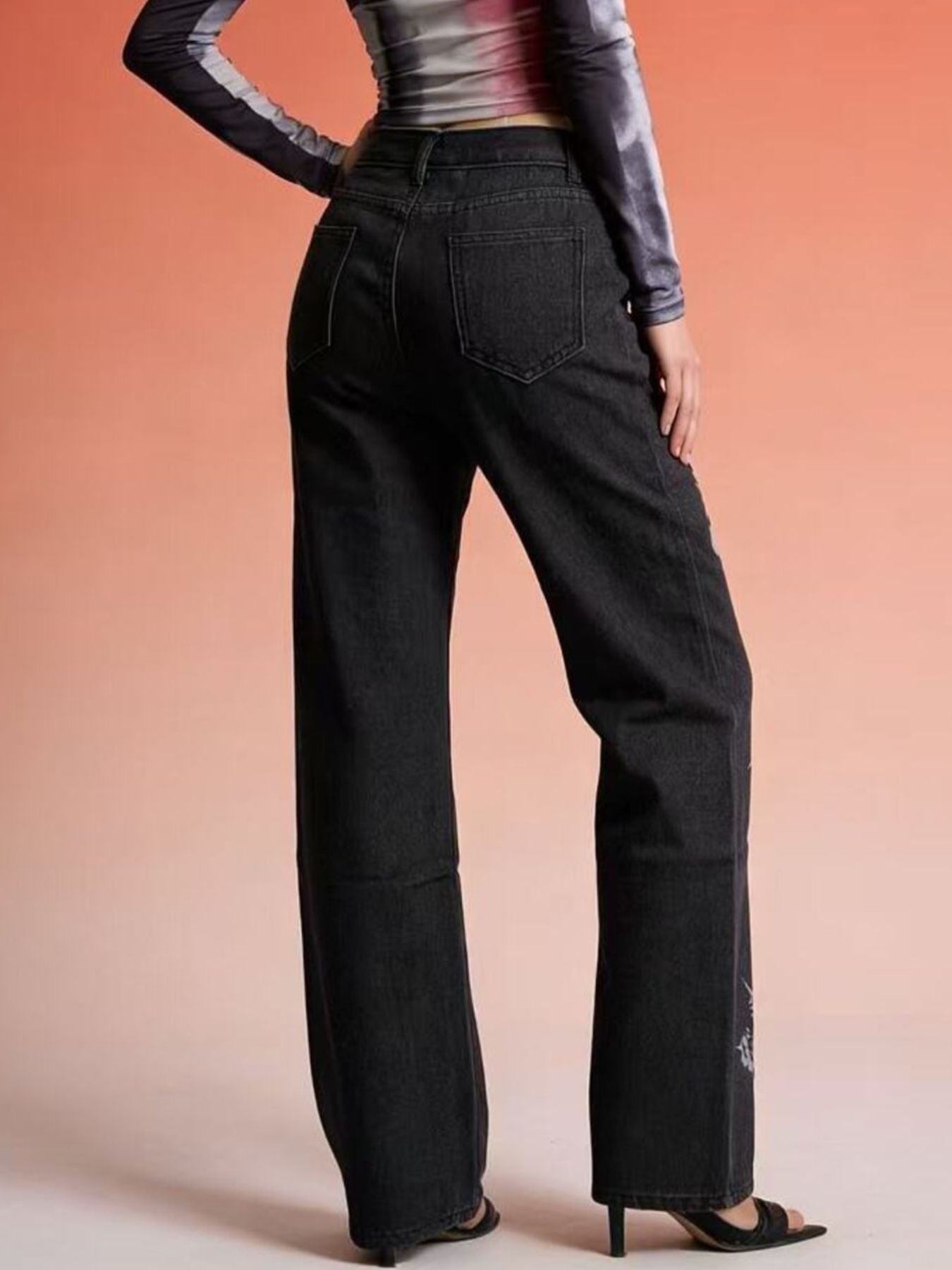 2a6c4044-65eb-4a27-b943-098335ef62f2-Max