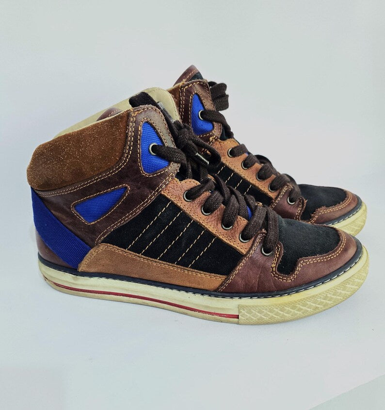 Women’s Suede Mid Hiking Shoes