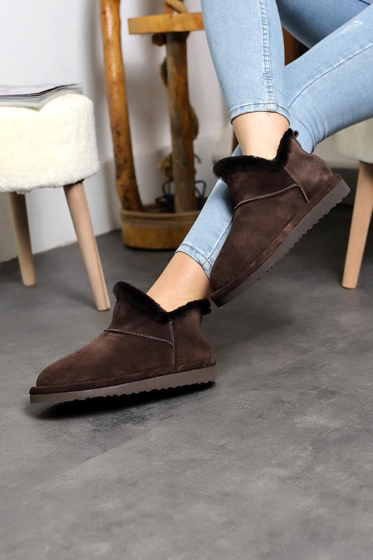 Women’s Short Suede Winter Boot