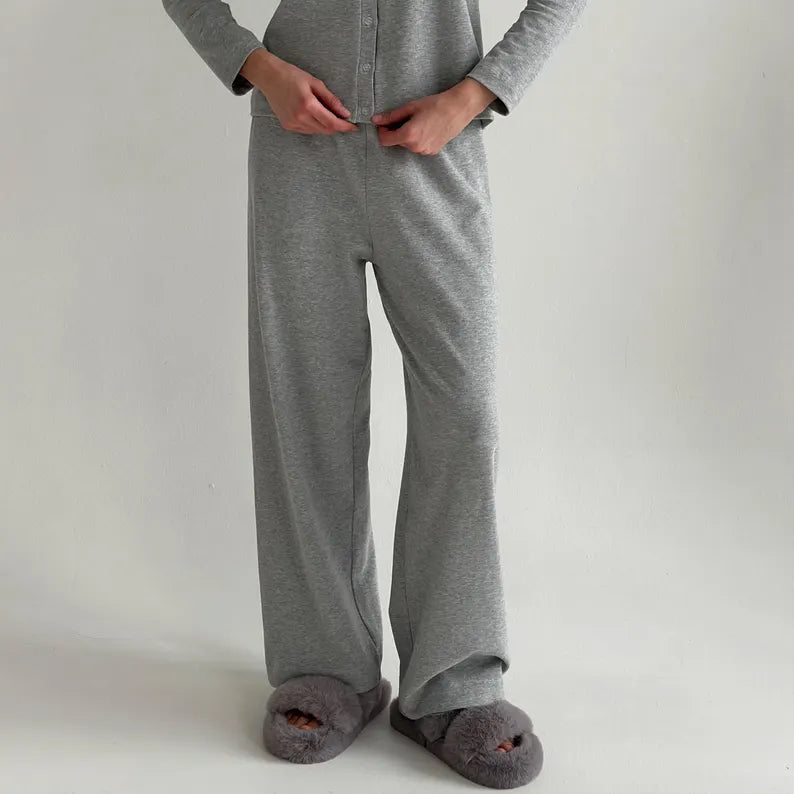 Women’s Pull-On  Outdoor Pants