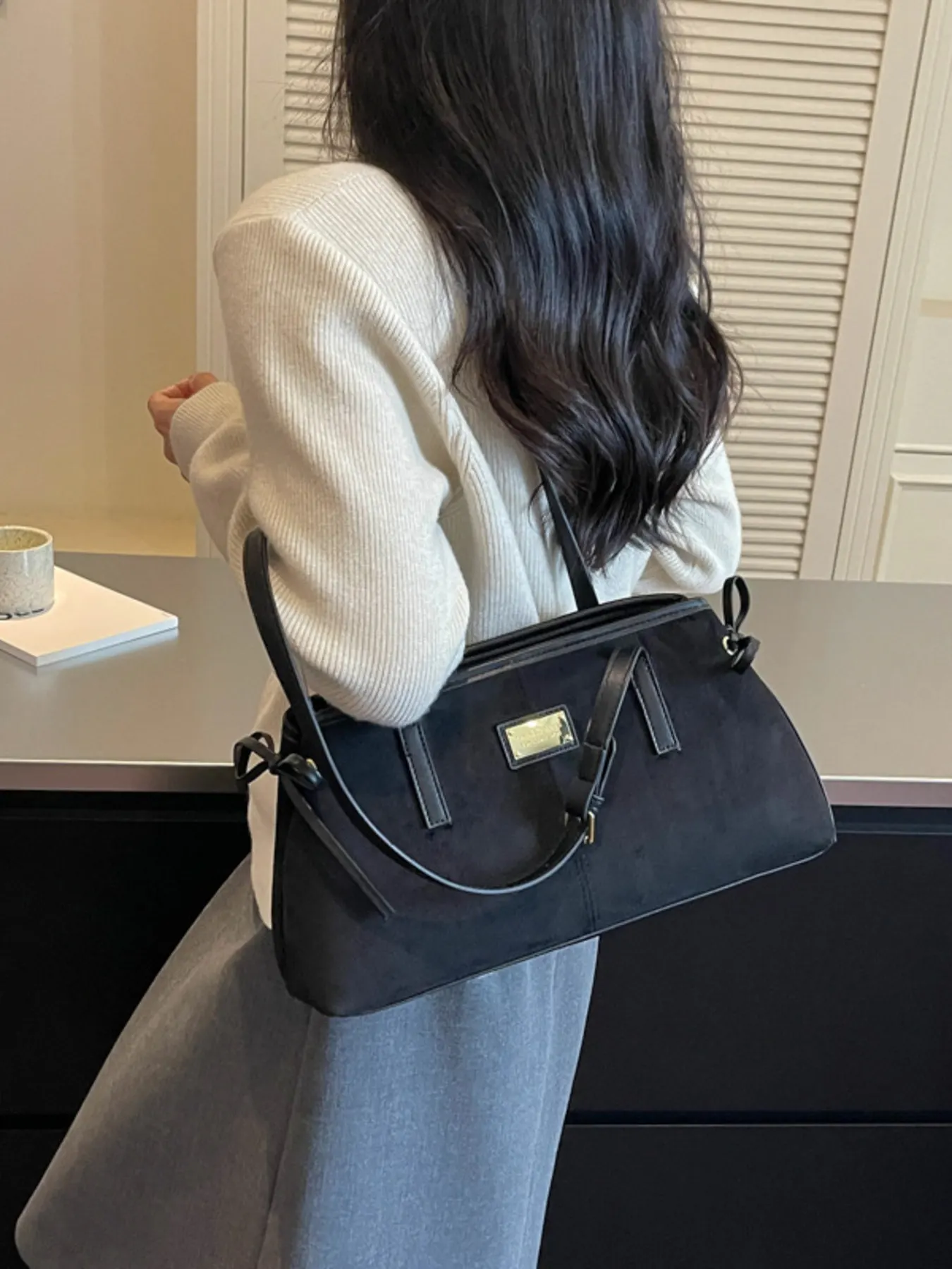 Side Tied Shoulder Bag 1