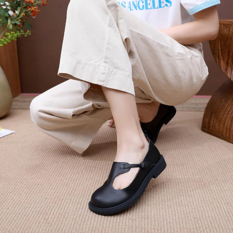 Wide toe Shoes, Flat Shoes, Retro Leather Shoes.