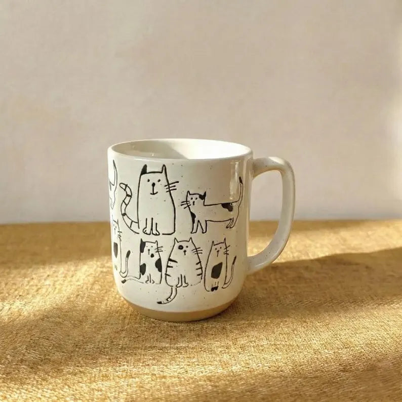 Daily Mug for Cat Lovers & Coffee Enthusiasts!